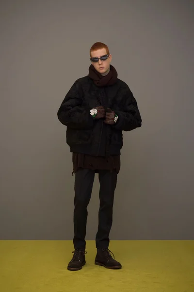 Look 30
